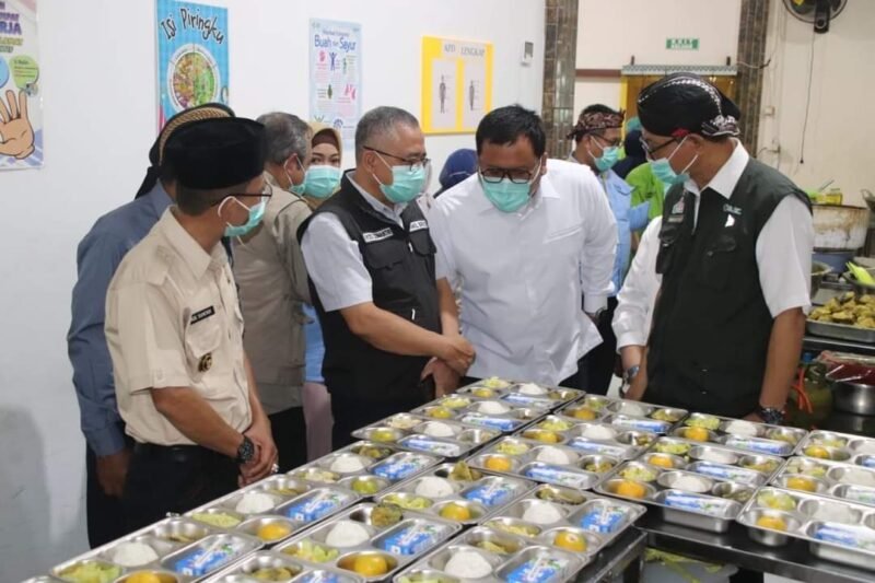 Wakil Bupati mengatakan Penandatanganan perjanjian kerja-sama ini merupakan tindak-lanjut dari kesepakatan bersama antara deputi penganekaragaman konsumsi dan keamanan pangan dengan Yayasan Indonesia Food Security Review (IFSR)./ Foto: Diskominfosan Kab. Sukabumi