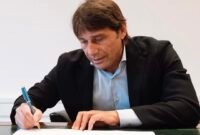 Antonio Conte sebagai pelatih baru Napoli./ Foto: Instagram @officialsscnapoli