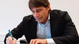 Antonio Conte sebagai pelatih baru Napoli./ Foto: Instagram @officialsscnapoli