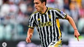 Federico Chiesa saat beraksi di pertandingan Juventus. (Instagram/@fedexchiesa)