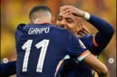 Donyell Malen tampil gemilang dengan mencetak dua gol, membawa Belanda melaju ke perempat final Euro 2024 setelah mengalahkan Rumania 3-0. Cody Gakpo juga turut menyumbang satu gol untuk kemenangan Tim Oranye.