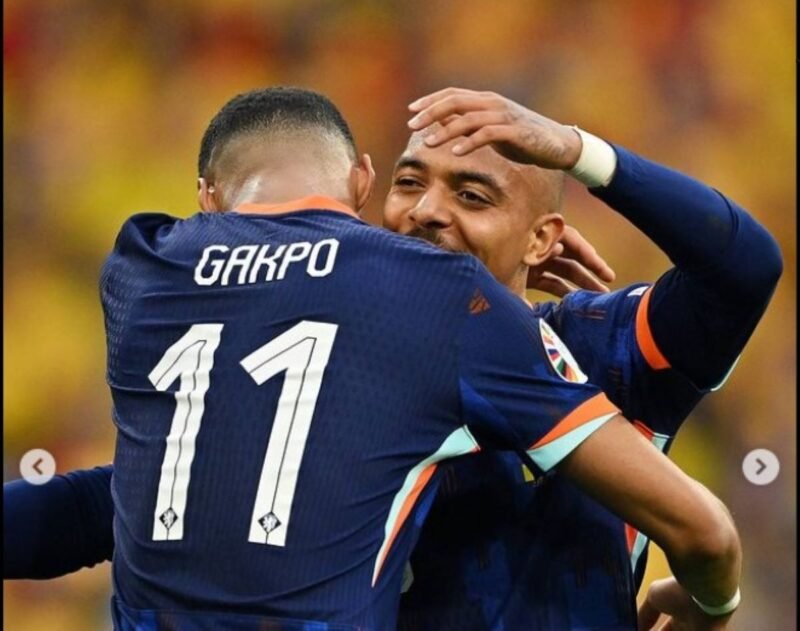 Donyell Malen tampil gemilang dengan mencetak dua gol, membawa Belanda melaju ke perempat final Euro 2024 setelah mengalahkan Rumania 3-0. Cody Gakpo juga turut menyumbang satu gol untuk kemenangan Tim Oranye.