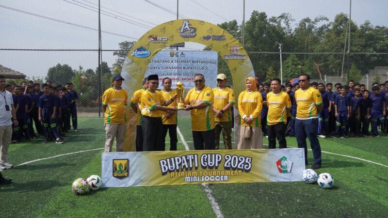 Turnamen Bupati Cup 2025 jadi ajang pembinaan atlet muda, Disbudpora Kabupaten Sukabumi dukung penuh pengembangan potensi olahraga. | Diskominfosan