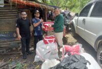 DPRD Sukabumi serahkan bantuan bagi korban banjir bandang di Simpenan, pastikan upaya pemulihan pascabencana. | Istimewa