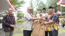 Sertijab Mabicab Pramuka Sukabumi, Budi Azhar beri dukungan penuh. |