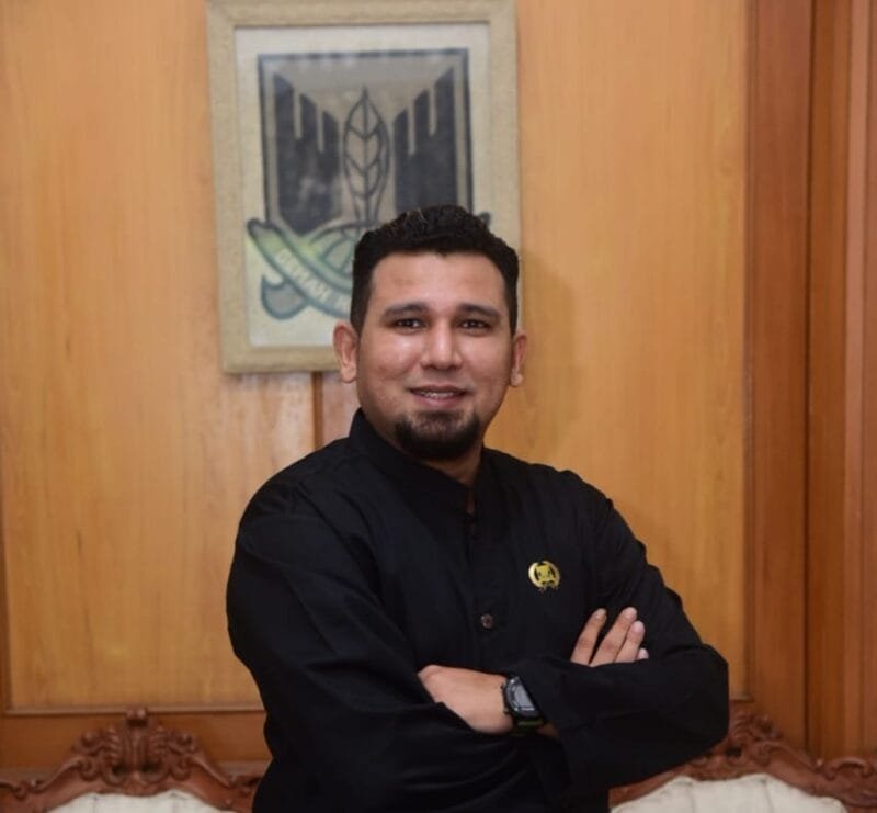 Hamzah Gurnita kritik jembatan darurat yang rusak diterjang banjir. | Istimewa