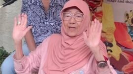 Bunda Iffet, pahlawan di balik Slank, berpulang di usia 87 tahun. | Instagram/bimbimslank