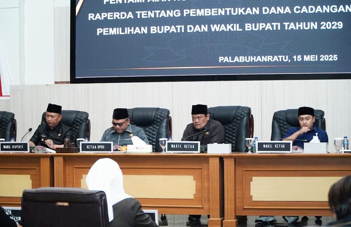 DPRD Sukabumi bahas Raperda dana cadangan Pilbup 2029 senilai Rp120 miliar dalam rapat paripurna ke-15 tahun 2025. | Humas DPRD