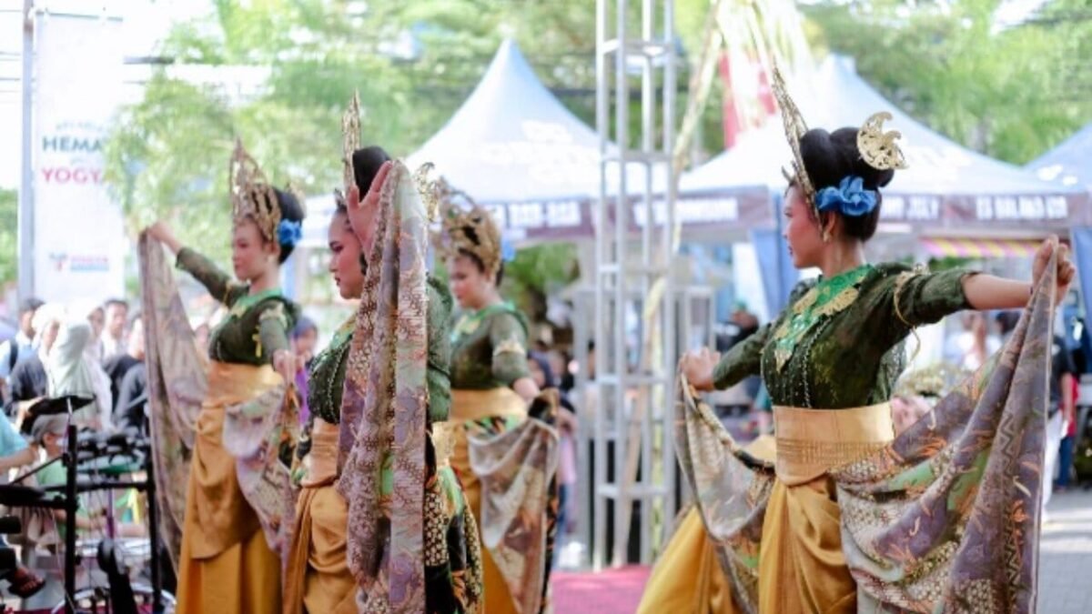 Disbudpora gelar Palabuhanratu Menari 2025, rayakan Hari Tari Sedunia lewat budaya Sunda. | Istimewa