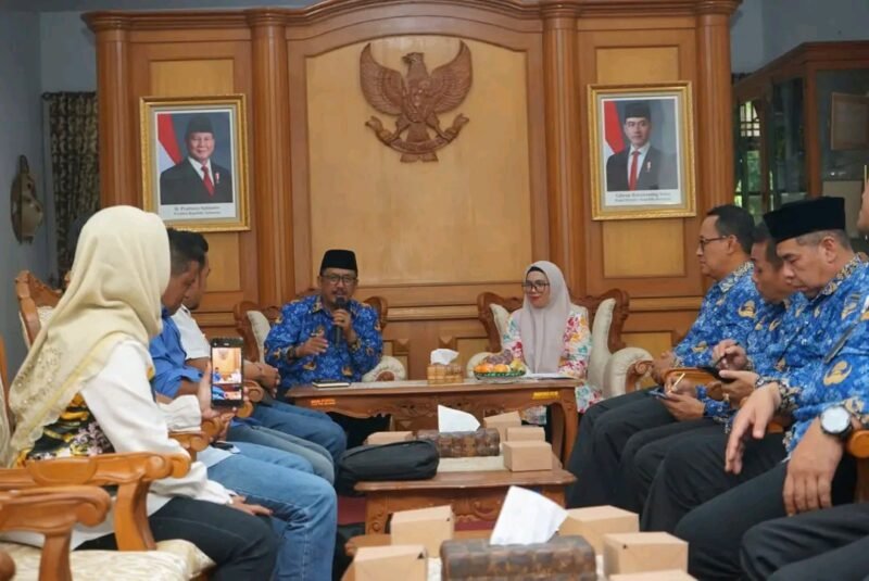 Bupati Sukabumi dorong peran KIM dalam sebarluaskan informasi pembangunan. | Fb/Pemerintah Kabupaten Sukabumi