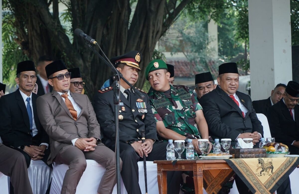 DPRD Sukabumi tegaskan komitmen persatuan dan keadilan sosial dalam peringatan Hari Lahir Pancasila 2025. | Humas DPRD