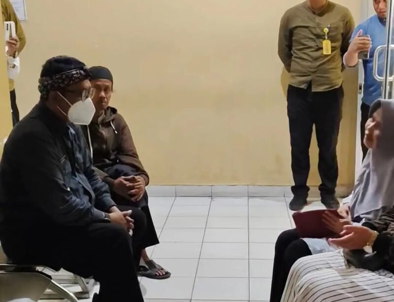 Bupati Asep Japar sidak mendadak di Puskesmas Sukaraja. | Fb/Pemerintah Kabupaten Sukabumi