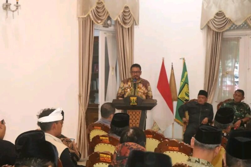 Silaturahmi lintas agama, Bupati Sukabumi tegaskan pentingnya kerukunan dan kebebasan beragama. | Fb/Pemerintah Kabupaten Sukabumi