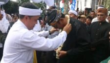 Bupati Sukabumi hadiri HUT Desa Sukajaya ke-41, ajak warga bangun desa. | Fb/Pemerintah Kabupaten Sukabumi 