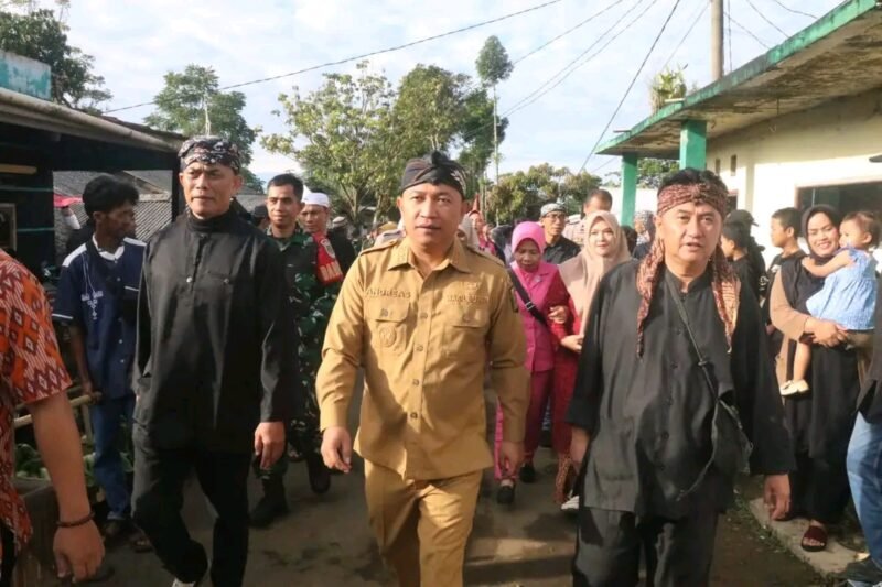 Tradisi Sedekah Bumi di Kasepuhan Girijaya disambut hangat, Wabup dorong jadi ikon wisata budaya Sukabumi. | Fb/Pemerintah Kabupaten Sukabumi 
