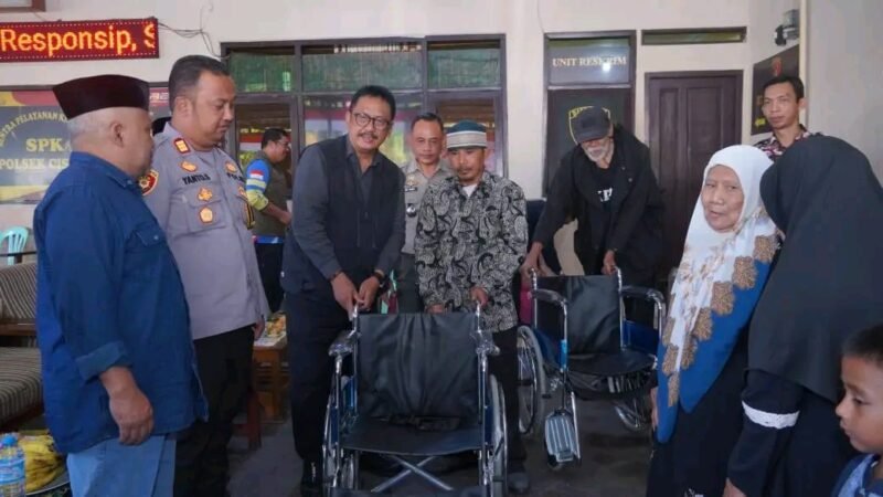 Bupati apresiasi Baksos KB FKPPI, bantu nyata bagi masyarakat. | Fb/Pemerintah Kabupaten Sukabumi 
