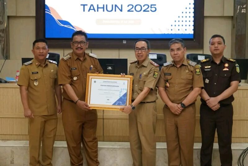 Bupati Sukabumi tegaskan infrastruktur sebagai prioritas utama 2025. | Fb/Pemerintah Kabupaten Sukabumi 