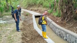 Dinas PU Sukabumi bangun jaringan irigasi baru di Cibagong untuk dukung petani.