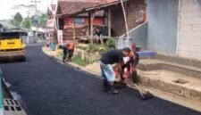 Disperkim Sukabumi bangun jalan lingkungan untuk tingkatkan akses dan kesejahteraan warga.