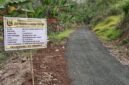 Warga Erpah girang, jalan peninggalan Belanda akhirnya diaspal setelah puluhan tahun.