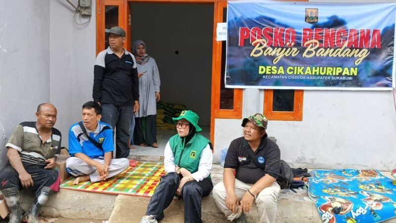 Dila Nurdian tinjau SDN Cikahuripan pascabanjir, dorong percepatan pemulihan sekolah.