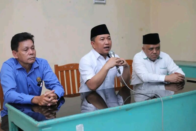 Wabup Sukabumi serahkan rumah layak huni di Jayabakti, wujud komitmen pemerataan pembangunan. | Fb/Pemerintah Kabupaten Sukabumi 