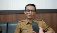 Program SABUMI hadir sebagai operasi pasar pengendali inflasi dan membantu warga membeli sembako lebih murah. | Fb/Pemerintah Kabupaten Sukabumi 