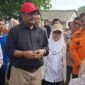 Bupati Sukabumi dan Disperkim meninjau langsung warga terdampak pergerakan tanah di Cijambe Bantargadung. 