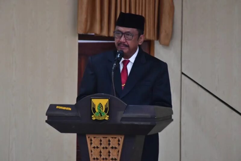 Bupati Sukabumi kukuhkan Sekda dan lantik 95 ASN berbasis sistem merit. (fb/Pemerintah Kabupaten Sukabumi)