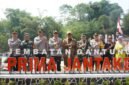 Jembatan Gantung Prima Jantake resmi diresmikan, akses warga dan petani kini lebih aman serta nyaman. (Fb/Pemerintah Kabupaten Sukabumi)