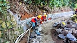 Drainase baru di Warnasari diharapkan mengakhiri persoalan genangan saat musim hujan.