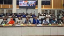 Aspirasi nelayan Sukabumi dibawa ke Senayan. Komisi III DPRD dorong evaluasi aturan BBL demi ekosistem dan keberlangsungan nelayan.