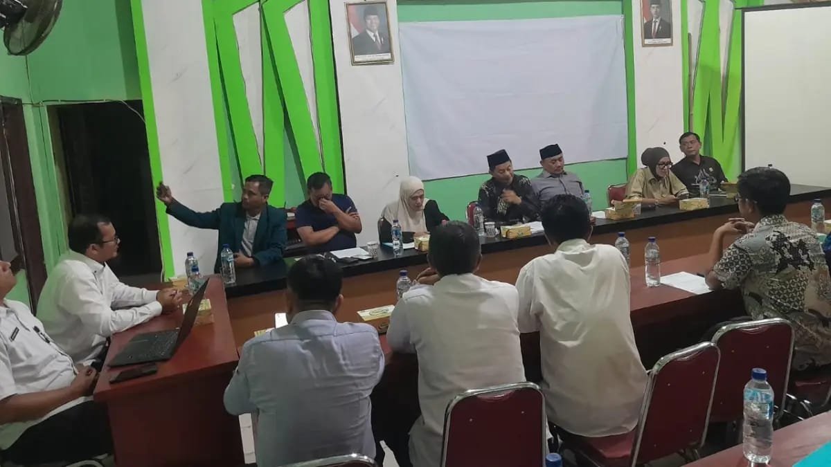 Komisi I DPRD Sukabumi cek kepatuhan perizinan PT Indocement sekaligus dorong sinergi TJSL dan kontribusi perusahaan bagi daerah.