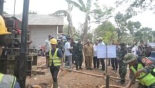 Disperkim Sukabumi mendukung TMMD Ciemas 2026 melalui penanganan lima rutilahu dan pembangunan empat sumur bor.