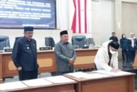 Dana bagi hasil Provinsi Jawa Barat turun Rp7,4 miliar, DPRD dan Pemkab Sukabumi dorong anggaran fokus pada program prioritas.